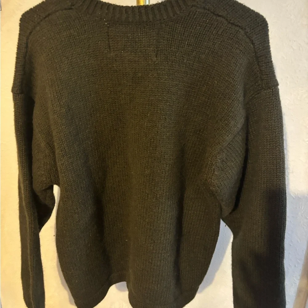 Abercrombie & Fitch Dark‎ Green Sweater with Maroon Pattern vintage y2k
